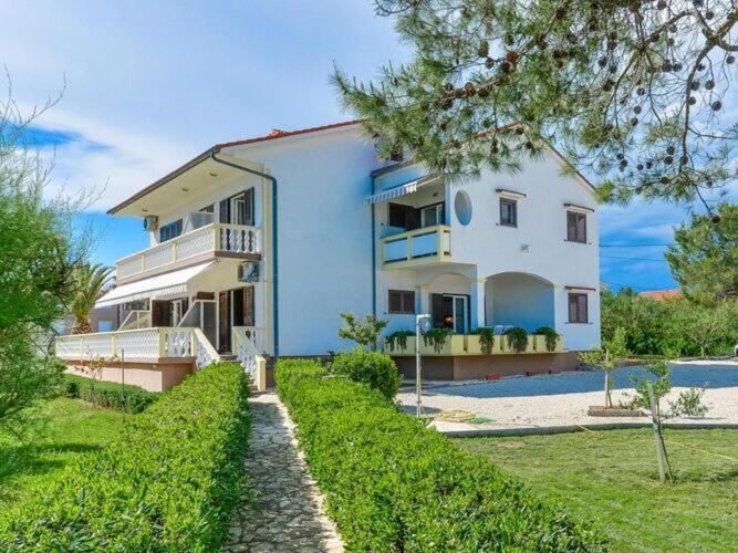Apartments In House Liveric, In Vir At The Beach Exterior foto
