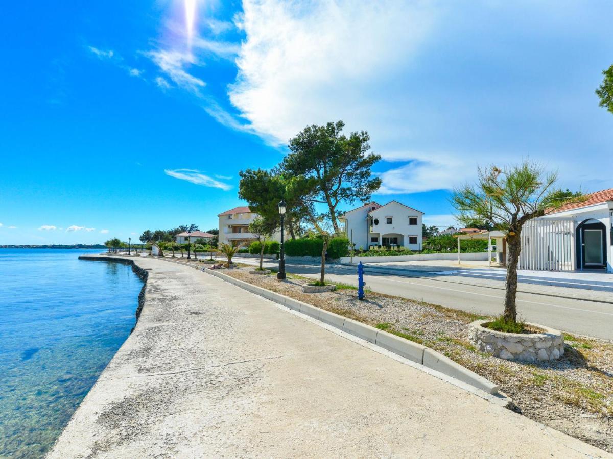 Apartments In House Liveric, In Vir At The Beach Exterior foto